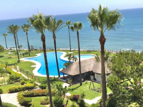 MI CAPRICHO 3E BEACHFRONT- Apartment with sea views in Cala Mijas